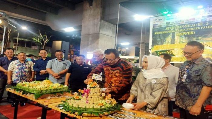 Rayakan Ulang Tahun ke 2, ASPPEK Dapat Bantuan Alat Vakum Pempek Hingga Berharap Semakin Kompak