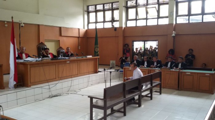 Umar Usman Divonis Empat Tahun - umar-usman-1_20170323_124844.jpg