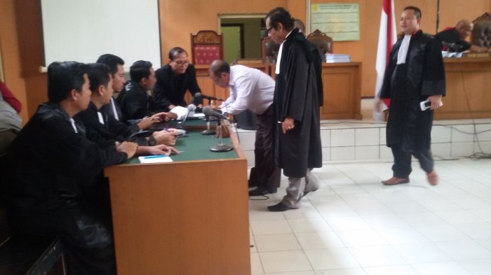 Umar Usman Divonis Empat Tahun - umar-usman-2_20170323_124913.jpg