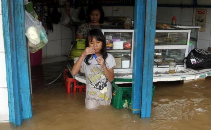 Presiden SBY Beri Instruksi Penanganan Banjir Jakarta Lewat Twitter