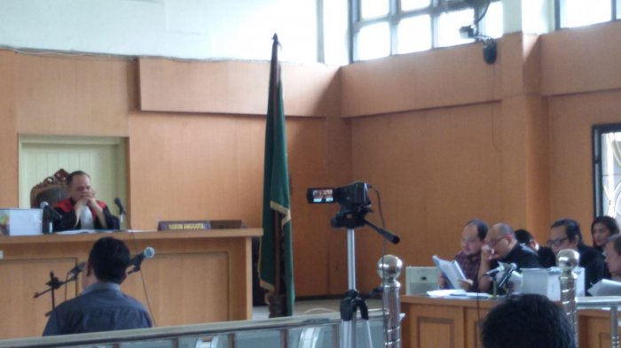 Yan Anton Kembali Jalani Sidang