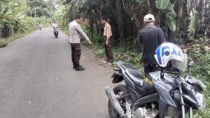 BEGAL-EMPAT-LAWANG.jpg