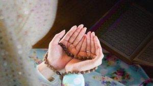 Bacaan-Doa-Akhir-Tahun-2024-dan-Doa-Awal-Tahun-2025-Dibaca-3x-Jelang-Matahari-Terbenam.jpg