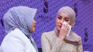 DERITA-Hidup-Olla-Ramlan-Sempat-Ingin-Akhiri-Hidup-sampai-3x-Sindir-Pertemanan-Toxic-Allah-Tahu.jpg