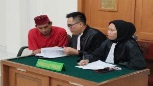 Datuk-divonis-2-tahun.jpg