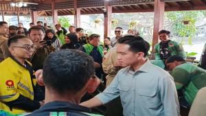 GIbran-dan-Ojol-Palembang.jpg
