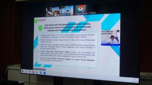 Gubernur-SAmpaikan-Paparan.jpg
