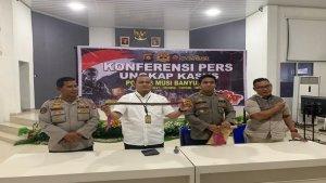 Kasat-Reskrim-Polres-Muba-AKP-Dwi-Rio-saat-ungkap-kasus-pembunuhan.jpg