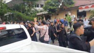Keributan-Pendukung-paslon.jpg