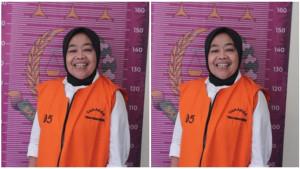 Oknum-Kades-Cikujang-Sukabumi-tersenyum-lebar.jpg