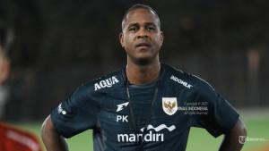 PATRICK-KLUIVERT-ARAB.jpg