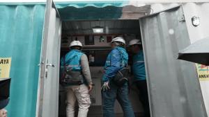 PERINGATI-KEMERDEKAAN-RI-PLN-UID-S2JB-CEK-PENGOPERASIAN-AVR-DESA-KEBUN-SAHANG.jpg