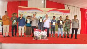 PT-Bukit-Asam-dan-Polres-Muara-Enim-Kolaborasi-Tanam-Jagung-Dukung-Ketahanan-Pangan-Nasional.jpg