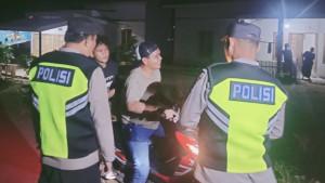 Pastikan-Kondusif-Polsek-Rambang-Polres-Muara-Enim-Gelar-KRYD-Malam-Hari-Libur.jpg