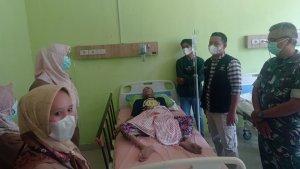 Pasutri-Lansia-Dirawat-di-RS-Siti-Aisyah.jpg