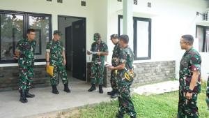 Pengecekan-fisik-dan-Bangunan-asrama-prajurit-di-OKI.jpg