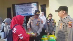 Penyaluran-beras-SPHP-melalui-gerakan-pangan-murah-di-Musi-Banyuasin.jpg