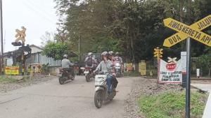 Perlintasan-KA-tanpa-Penjaga.jpg