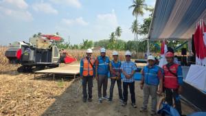 Personel-PLN-di-Acara-Panen-Jagung-Raya-Serentak.jpg