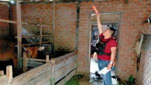 Petugas-dari-Polsek-Tugumulyo-Polres-Musi-Rawas-olah-TKP-gantung-diri.jpg