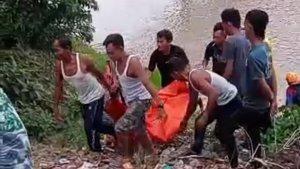 Petugas-evakuasi-korban-Bintang-bocah-tenggelam-di-Sungai-Lematang.jpg