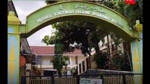 Ponpes-Husnul-Khotimah.jpg
