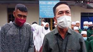Presiden-klub-PS-Palembang-Drs-Ratu-Dewa-MSi-didampingi-Dirtek-Indra.jpg