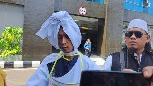 Rian-Antoni-pocong.jpg