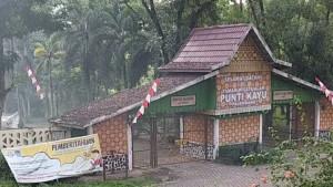 TWA-Punti-Kayu-Tutup.jpg