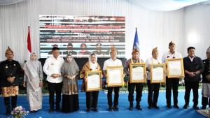 Terima-Gelar-Adat-Komering.jpg