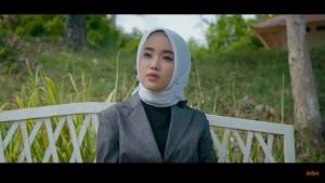 Translate-Lirik-Lagu-Cabiak-di-Dalam.jpg