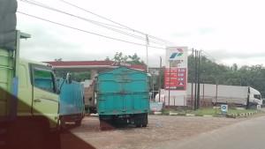 antre-BBM-banyuasin-2.jpg