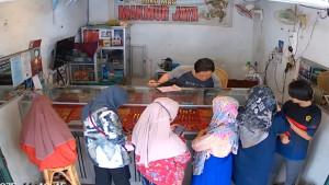 harga-emas-111-juta.jpg