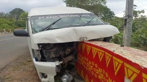 mobil-pariwisata-lubuklinggau-kecelakaan.jpg