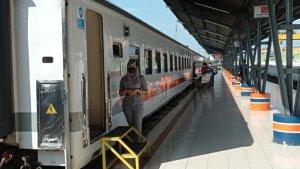 mudik-gratis-naik-kereta-api.jpg