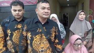 nenek-kannut.jpg
