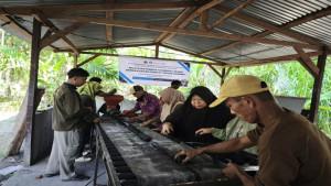 perekat-gadung.jpg