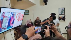 polisianak.jpg