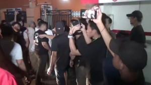 staf-desa-digrebek-warga.jpg