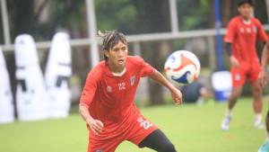 tomi-darmawan-tampil.jpg