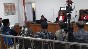 wabup-OKU-beri-keterangan.jpg
