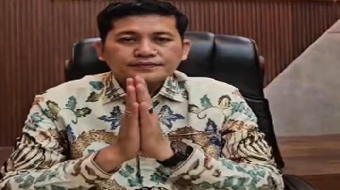Akhirnya-Kemendagri-Berhentikan-Bupati-Aceh-Selatan.jpg