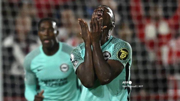Aksi-gelandang-Brighton-asal-Ekuador-Moises-Caicedo.jpg