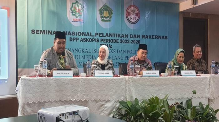 Asosiasi-Komunikasi-dan-Penyiaran-Islam-Indonesia-laksanakan-perhelatan-akbar-Seminar-Nasional.jpg