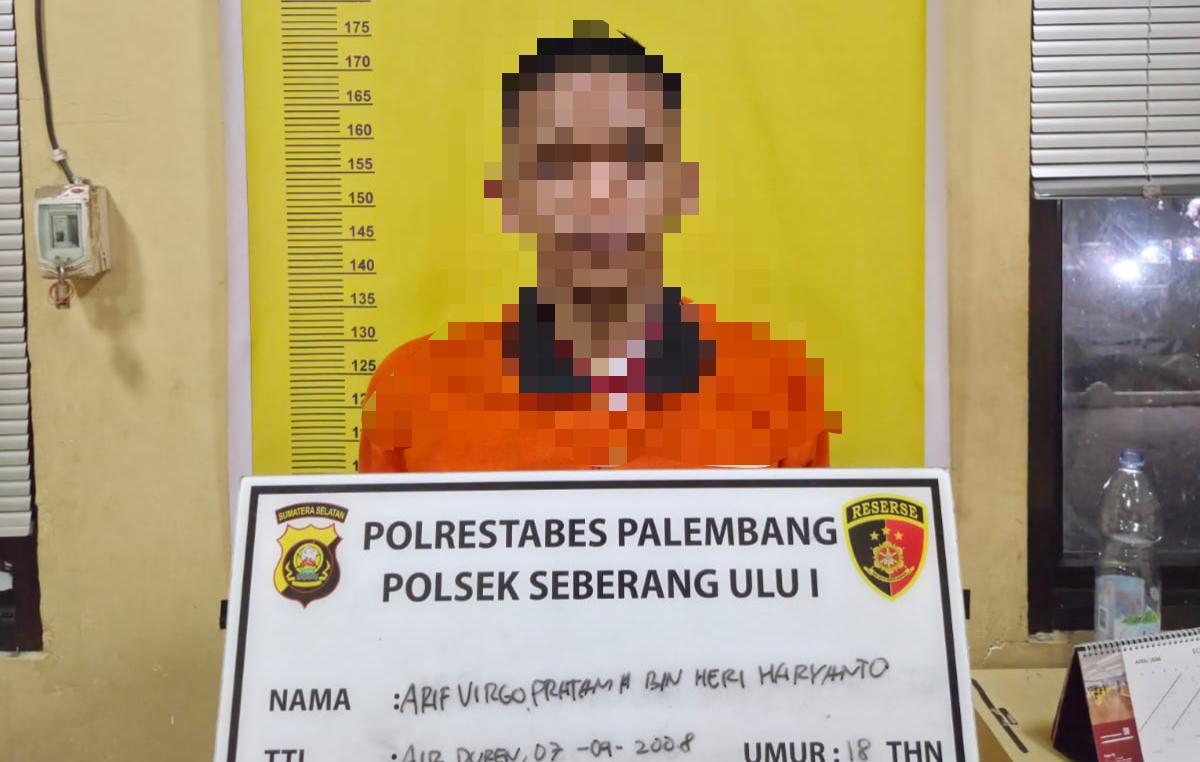 Aksinya Terekam CCTV, Remaja di Jakabaring Palembang Ditangkap Curi Plastik Senilai Rp9 Juta