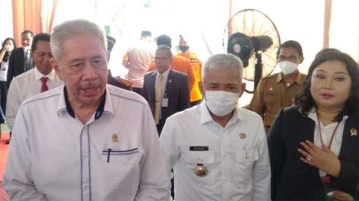 Dari-kiri-Ketua-Pengadilan-Tinggi-Palembang-Dr-Moh-Eka-Kartika-Bupati-OKI-H-Iskandar-SE.jpg