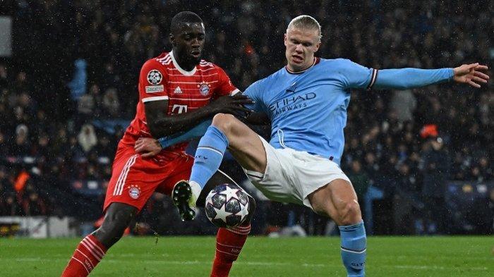 Dayot-Upamecano-Kiri-bersaing-dengan-Erling-Haaland-kanan.jpg