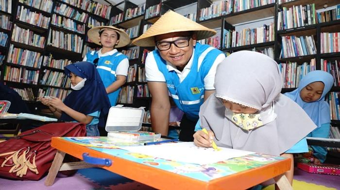 Dukungan-PLN-untuk-memajukan-dunia-pendidikan-ini-dibuktikan.jpg