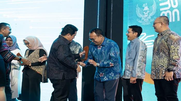 Erick-Thohir-Apresiasi-BRI-sebagai-Best-of-The-Best-Communication-dalam-Ajang-BCOMSS-2023.jpg