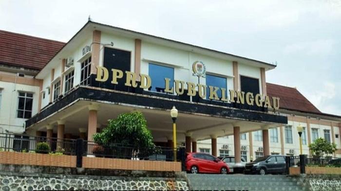 Gedung-DPRD-Lubuklinggau-111.jpg